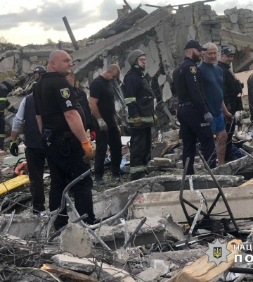 Массовое убийство на Харьковщине. РФ била по селу во время поминального обеда