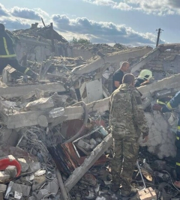 Оккупанты ударили по магазину на Харьковщине: полсотни погибших 