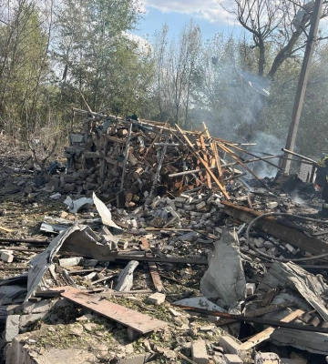 Росіяни обстріляли кафе та магазин на Харківщині: загинули 48 людей, у тому числі дитина