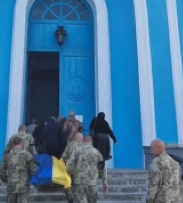 У Дубровиці попрощалися з загиблим захисником
