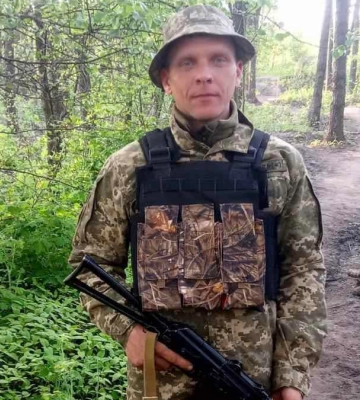 Тіло Героя опізнали через два місяці після загибелі: на Волині провели в останню путь Героя Олександра Свися