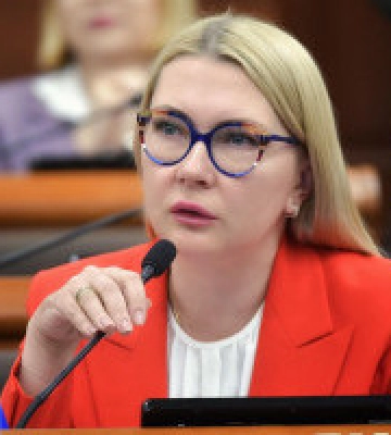 Депутатка Шлапак просить терміново визначитись із місцями для створення меморіалів пам’яті загиблих військових