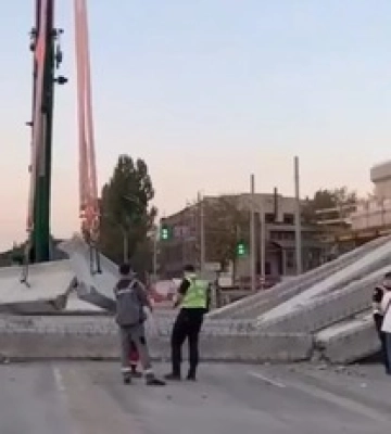 Обвал Дегтярівського мосту: силовики розпочали масштабні обшуки по справі, фото