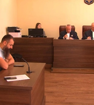 У Рівному опинилися на лаві підсудних бізнесмени, які допомагали чоловікам &quot;емігрувати&quot; (ВІДЕО)