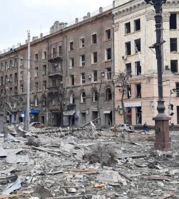 В Харькове прогремели взрывы. Россияне наносят удары по центру города