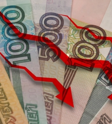 У Росії долар закріпився на рівні понад 100 рублів, девальвація триває