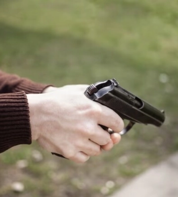 В Дніпропетровській області чоловік влаштував стрілянину: є поранені