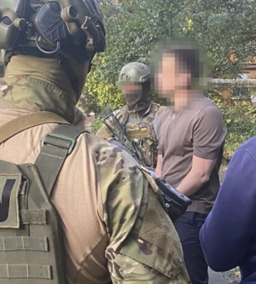 СБУ і ДБР затримали у Дніпрі прокурора, який вимагав хабар, щоб «відмазати» фігуранта від тюрми