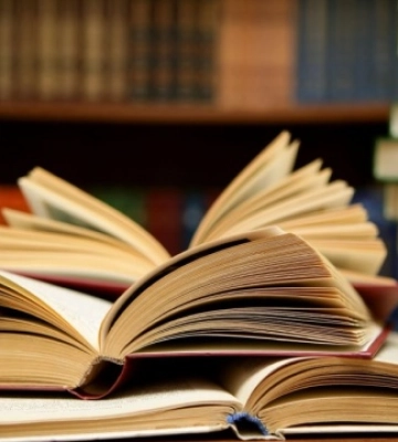 Русскоязычные книги сотнями тысяч изымают из библиотек Киевщины