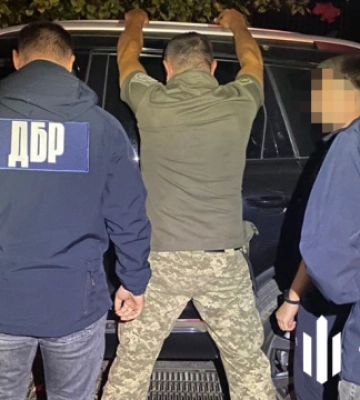 В Одесі викрили схему видачі &quot;білих квитків&quot; депутатам та їхнім родичам — ДБР