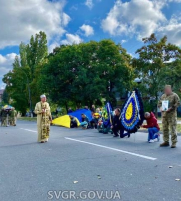 Дві громади на Кіровоградщині попрощались із загиблими військовими 