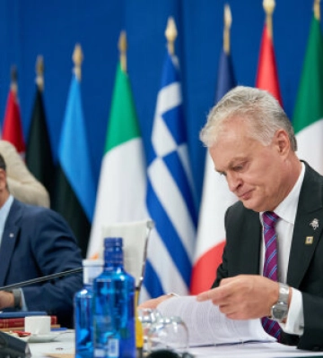 Президент Литви - колегам у ЄС: Україну треба підтримувати, а розширення не має бути заручником інституційних проблем