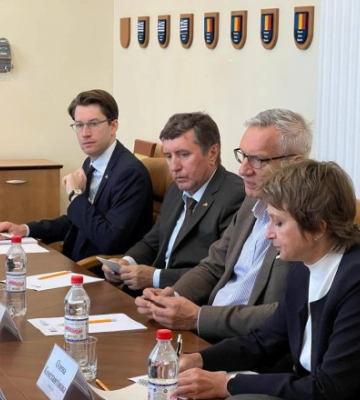 Відновлення роботи портів, безпека регіону, експорт збіжжя: Кіпер підсумував зустріч з послом Німеччини