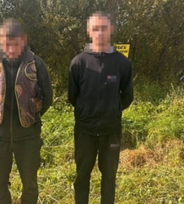 Двоє волинян гумовим човном переправляли до Польщі сигарети 