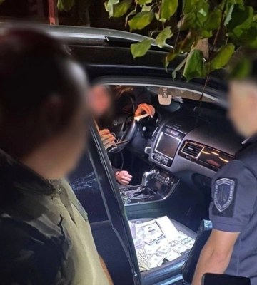 В Одеському ТЦК вимагали гроші за зняття з військового обліку