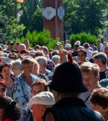 В Мелитополе оккупанты остановили выплату пособий и грозят пересчитать пенсии в минус 