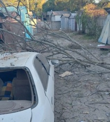 Ночной удар по жилому району Черноморска: местный житель показал фото