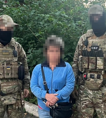 Передавала окупантам локації ЗСУ під Бахмутом: СБУ затримала російського інформатора