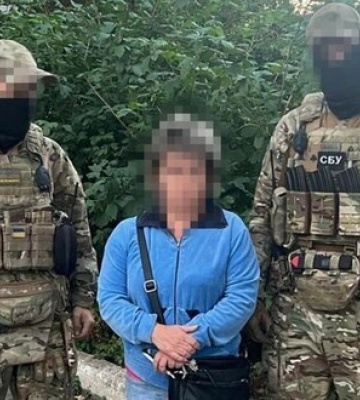На Донетчине задержали российскую шпионку, корректировавшую воздушные атаки РФ по позициям Сил обороны под Бахмутом, - СБУ