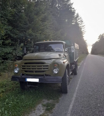 У лісі ЗІЛ наїхав на пішохода