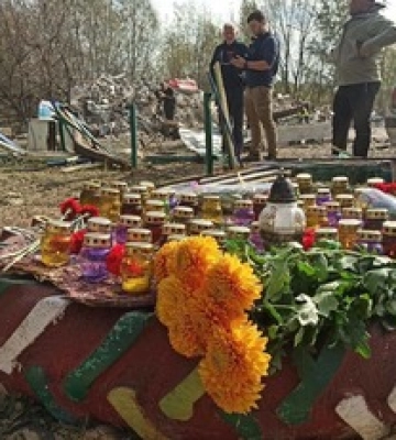 &quot;В одном из домов будет пять гробов сразу&quot;: видео рассказов жителей Грозы о погибших родственниках и соседях
