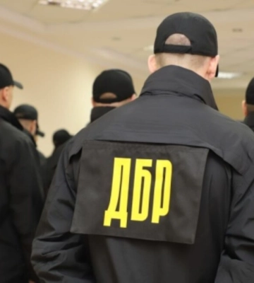 У Запоріжжі викрили посадовця військкомату, який «конфіскував» автомобілі у підприємства