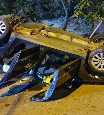 В Днепре столкнулись два автомобиля: пострадали три человека