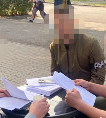 В Запорожье работник военкомата незаконно конфисковал авто предприятия на 11 млн гривен