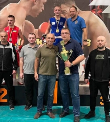Рівненські боксери здобули дві срібні медалі на чемпіонаті України