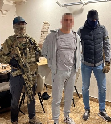СБУ затримала екскерівника ОПЗЖ на Закарпатті, який виявився лідером банди рекетирів (ФОТО, ВІДЕО)