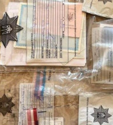 Правоохоронці ліквідували схему виїзду ухилянтів за кордон під виглядом багатодітних батьків 