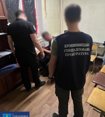 На Кіровоградщині військові зливали задля продажу "наліво" паливо, призначене для бойових завдань
