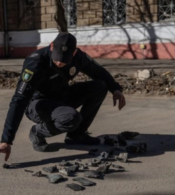 Російська армія скинула дві авіабомби на Берислав Херсонської області: поранений чоловік
