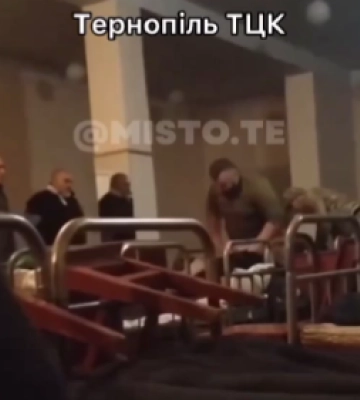 В ТЦК Тернополя избили мужчину: комментарий мэра. Видео