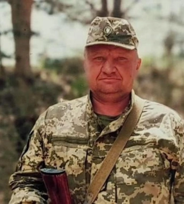 Був похований як невідомий солдат: на Березнівщині попрощаються з 48-річним Героєм