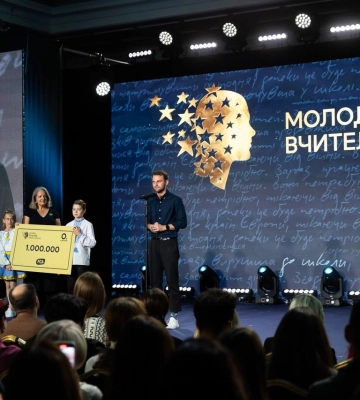 Жінки становлять близько 85% українських учителів, - Зеленська