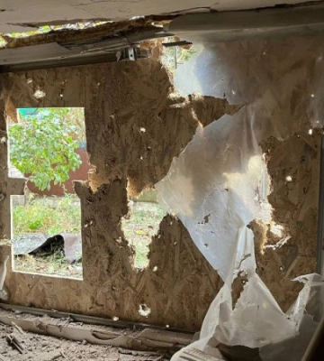 Окупанти знову обстріляли Херсон, важко поранено 11-річну дівчинку
