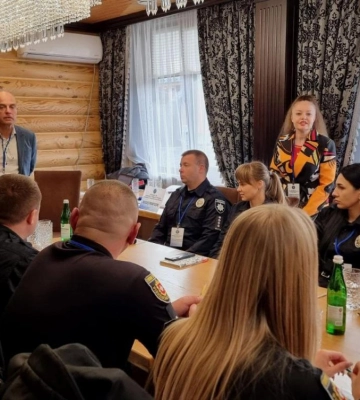 Поліцейські офіцери громад Рівненщини взяли участь у міжрегіональному семінарі
