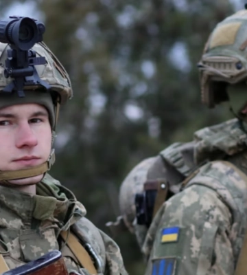 Юрист назвав випадки, коли військового можуть звільнити від служби