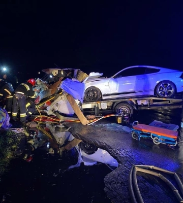 На Львівщині не розминулись вантажівка та автопоїзд