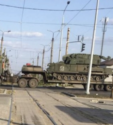 Российские оккупанты перебросили новые резервы в Мариуполь и район