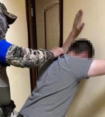 В Одесі затримали російського агента, який прикидався рятувальником задля коригування ворожих ударів
