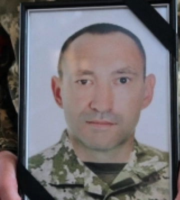 У Луцьку віддали останню шану захиснику Юрію Петровському
