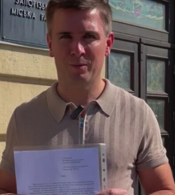 Двоє депутатів Запорізької міськради склали повноваження