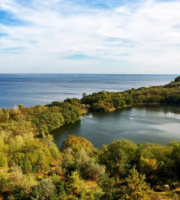 Ржищівській громаді повернули землі ландшафтного парку “Трахтемирів”