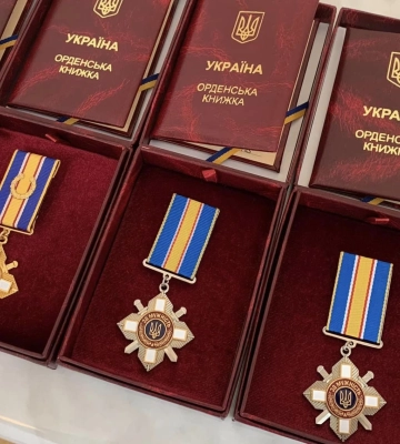 Черкаським захисникам вручили державні нагороди (ФОТО)
