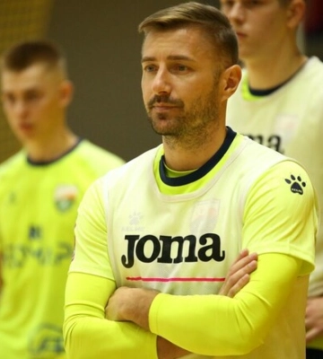Александр БОНДАРЬ: «Кардинал функционально не готов к сезону»