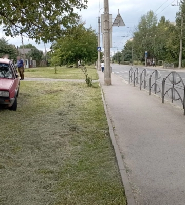 У Луцьку пенсіонер, який за кермом Volkswagen збив 10-річну дівчинку на тротуарі, відбувся штрафом у 850 грн