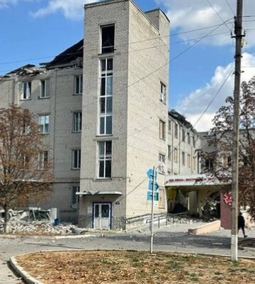 РФ «звільнила» Херсонщину від ще однієї бібліотеки та будинку культури. Є постраждалі