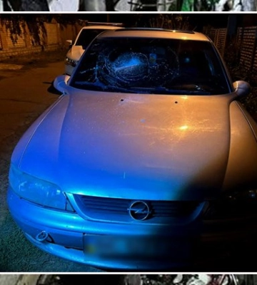 Вночі у місті на Полтавщині чоловік намагався підпалити два автомобіля